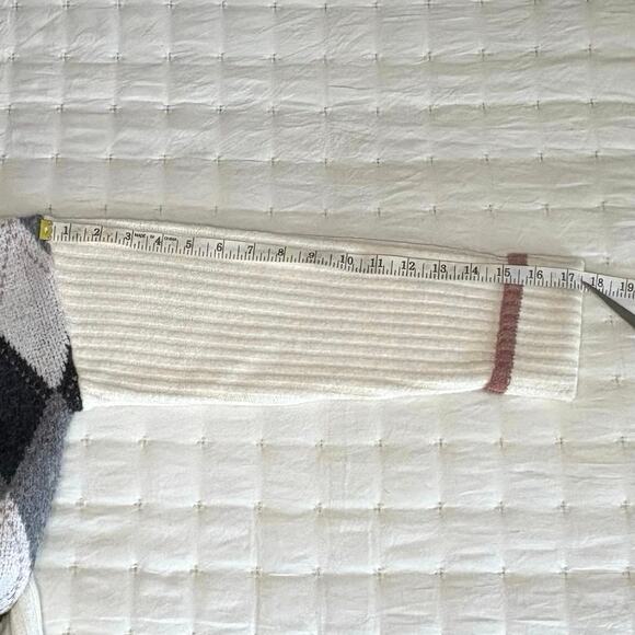 Rachel Zoe Argyle Cardigan Sweater Women's S | Cream & Gray | V-Neck | EUC - Picture 10 of 11